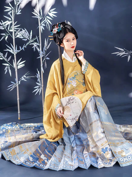 钟灵记狸奴悠悠明制汉服圆领补服马面女袄裙交...