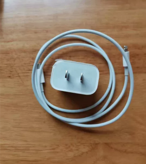 个人闲置转让20W快速充电器，快速充电线 ...