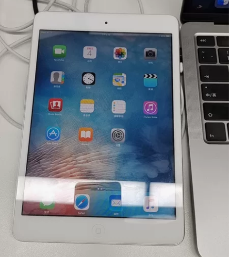 ipad mini1代,16g,看小说听歌...