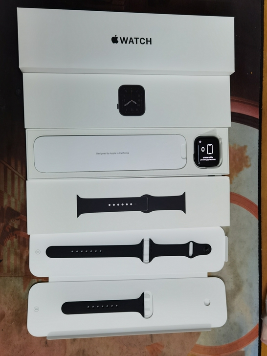 苹果 Watch SE 智能手表 GPS ...
