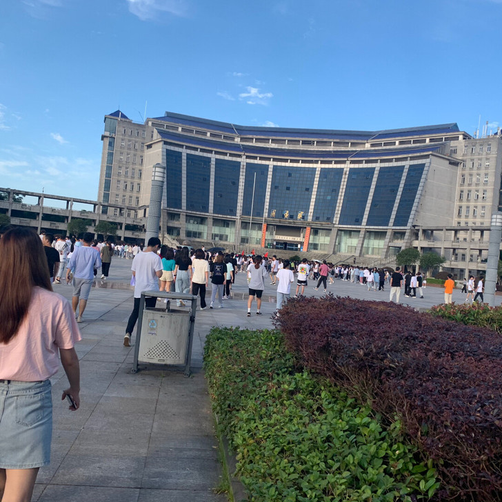 三级英语的耳机