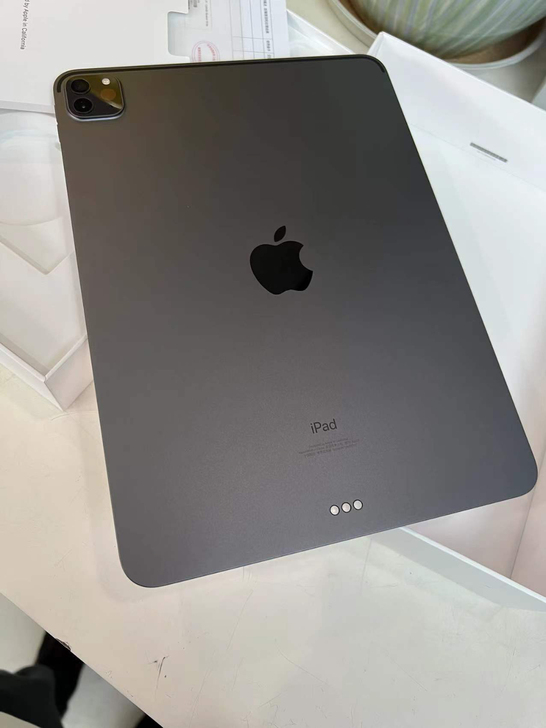 2021款ipad 128 wifi带盒子...