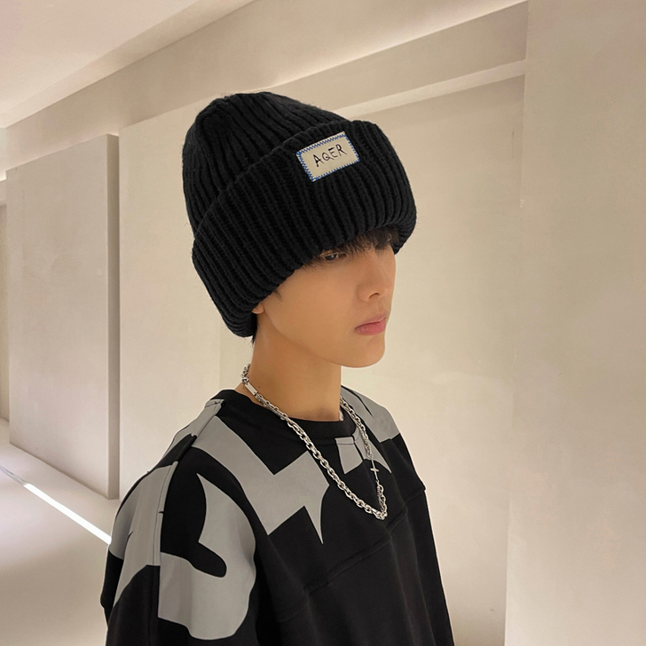 贝纳登 帽子不想带了自己看看吧