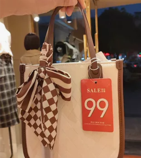 手提小号方包 感兴趣的话点“我想要”和我私...