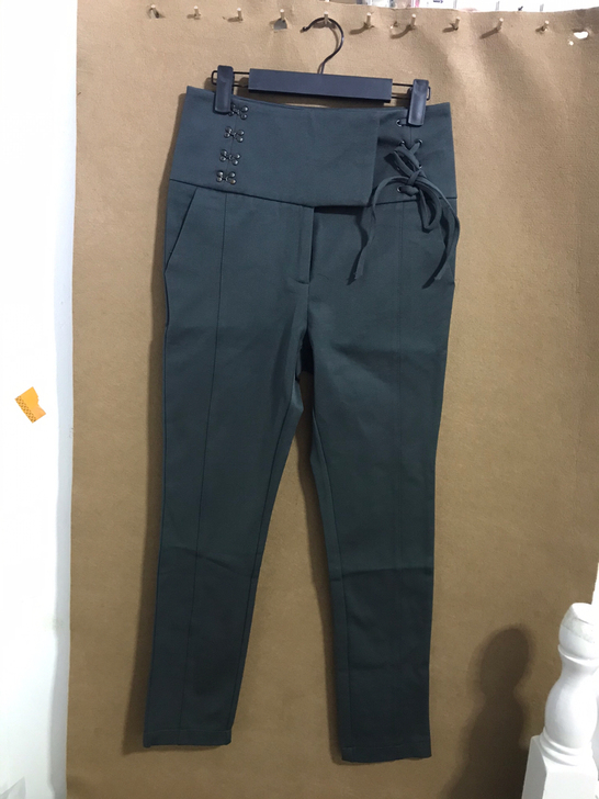 特价一款欧美品牌纯棉休闲裤M码95%棉，宽...
