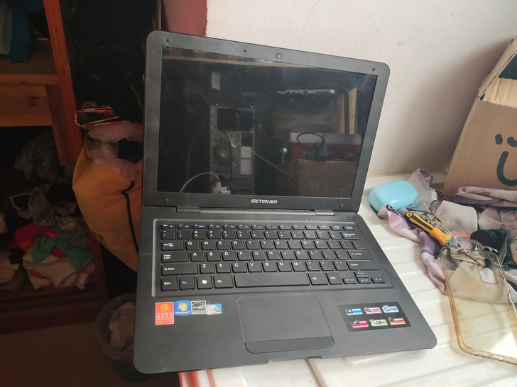 超极本上网本
