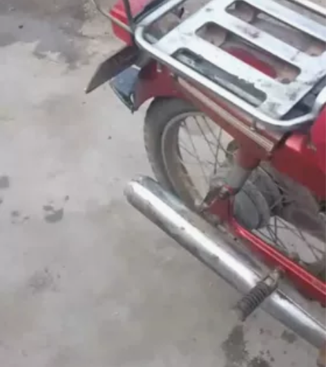 老摩托车,正常骑,喜欢的联系我吧!,帮朋友...