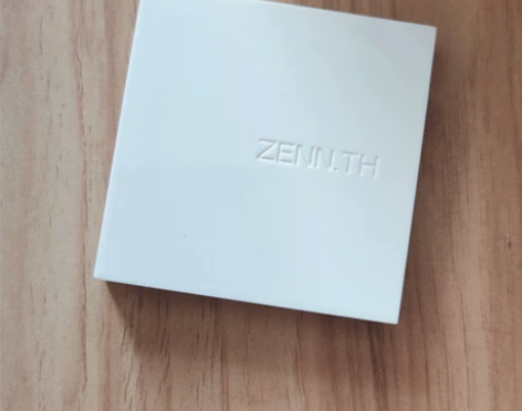ZENN.TH/zennth简单双色高光粉...