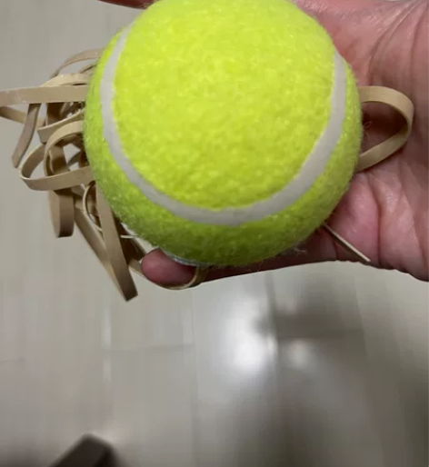 网球3粒装 只用过其中一粒 带训练线 可物...