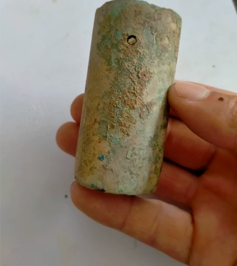 美品大尺寸青铜弋墩,品相尺寸见图 感兴趣的...