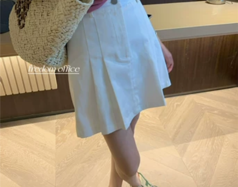 FREDOM 白色百褶裙女夏2022新款休...
