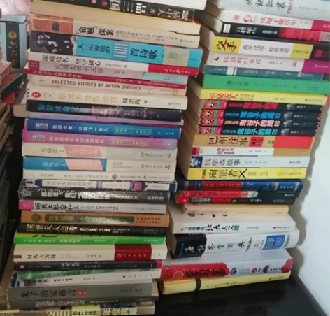 闲置书籍自看（新旧均有）喜欢哪本来图私聊 ...