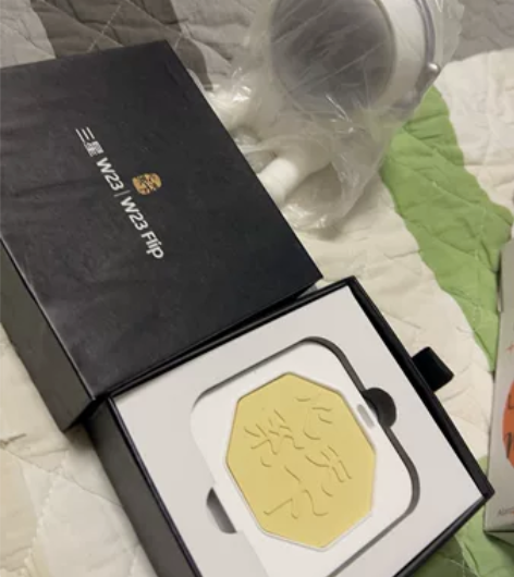 三星手机赠品,闲置手机太空人支架陶瓷香水牌...