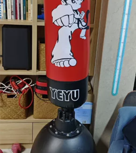 拳击沙袋，立式家用，地步吸盘有点吸不牢，需...