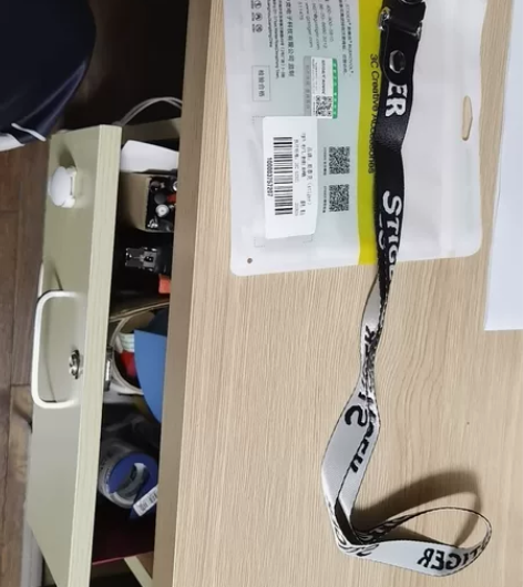 斯泰克手机挂绳,全新未用,全国包邮 感兴趣...