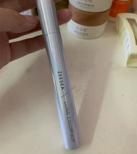 【滋色】睫毛膏黑色 用过俩次,不包邮
