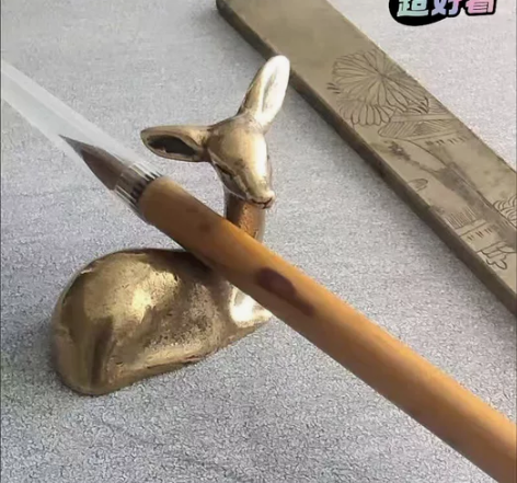 复古铜鹿镇纸笔搁一个，文房书房书法书画创作...