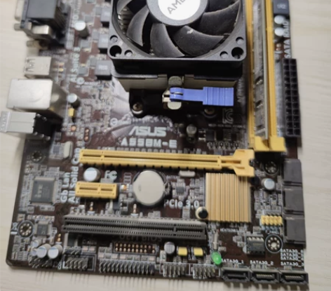 华硕A558M-E电脑主板+AMD CPU...