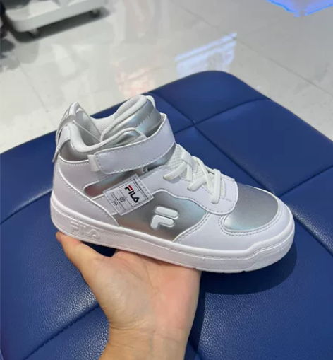 220包邮 斐乐女童高帮软底 尺码28 ...