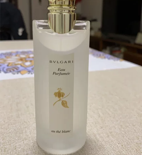 宝格丽古龙白茶香水75ml 闲置保真自用,...