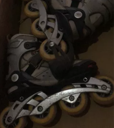 旱冰鞋 滑冰鞋 自提 很早之前买的600多...