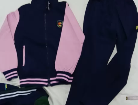 全新全棉校服校裤套装,尺码130,合适的拍...