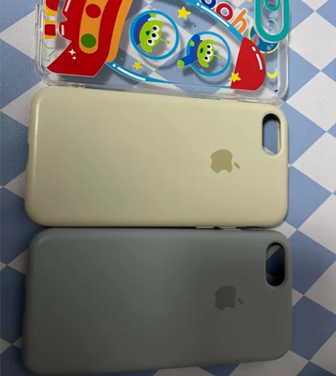 iPhone 8手机壳 液态硅胶 三眼仔...