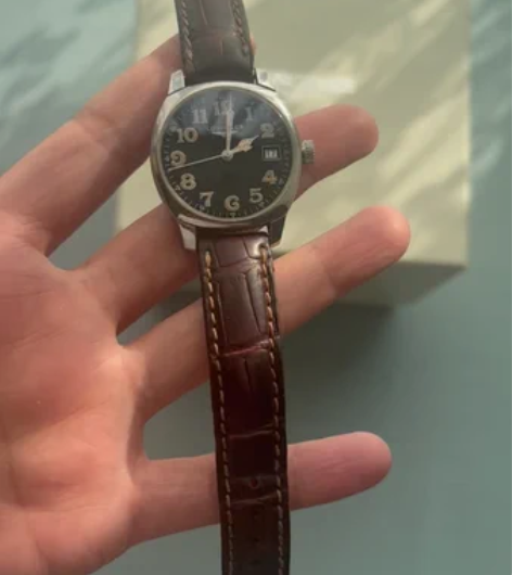 浪琴中古表，有情怀的来。石英！原盒原证书什...
