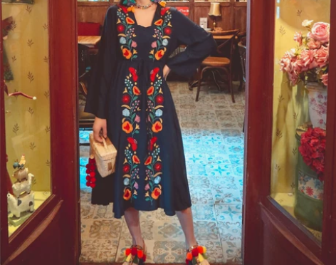 民族风连衣裙夏季刺绣棉麻裙子女沙漠度假长裙...