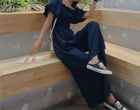 泡泡袖工装连体裤女夏季2022年新款薄款阔...
