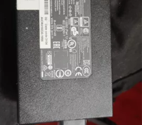 笔记本230W电源适配器神舟战神T8机械革...