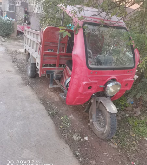 宗申正三轮摩托车,250发动机,自卸,车长...