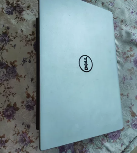 Dell inspiron 15-7560...