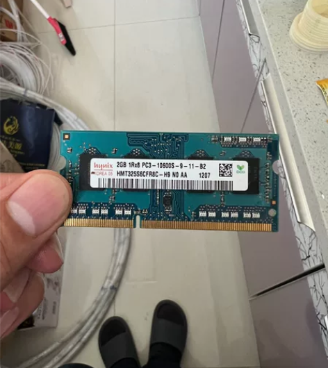 老款内存条,自己看。 感兴趣的话点“我想要...
