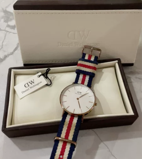 DW Daniel Wellington手...