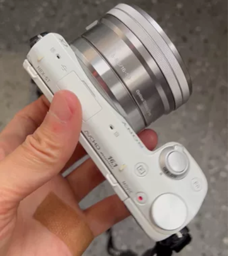 索尼Sony 微单NEX-5T 内容:主机...
