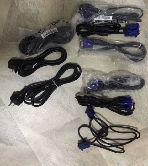 电脑电源线,显示器连接线,主机连接,VGA...