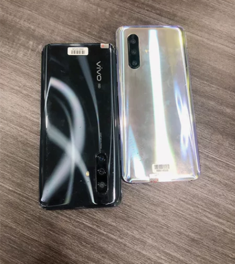 二手vivo x30 黑 白128g 成...