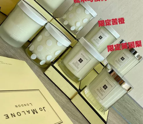 祖马龙22年初雪圣诞系列香薰蜡烛，期待如期...