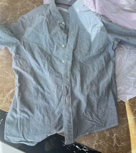 男士衬衫 班尼路品牌 质量特别好...