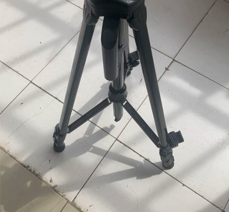 画架九成新 同城可自提 30包邮,不讲价