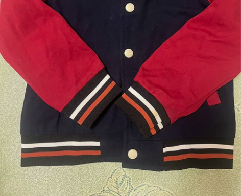 校服春秋季,120码 衣服穿了三四次,裤子...