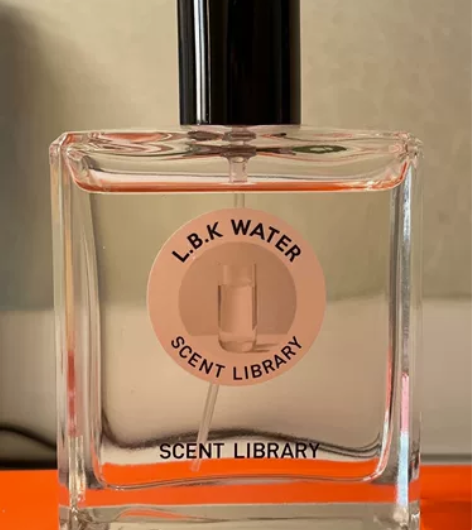 气味图书馆凉白开香水50ml 仅拆,余量如...