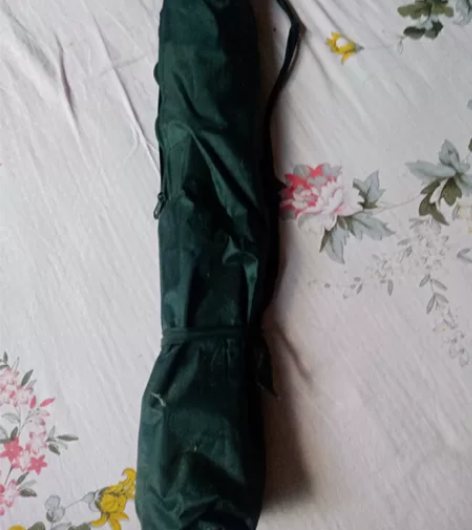 画架低价转卖,还没用过,袋子也还没开过,就...