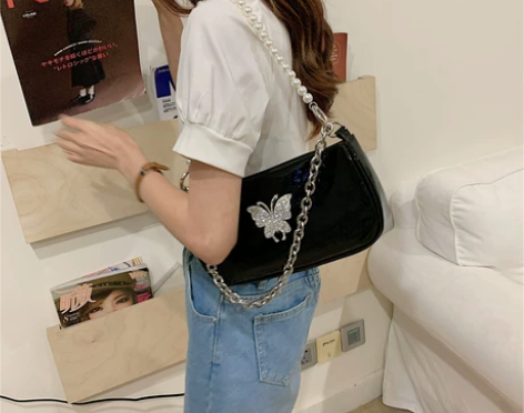 果柠莞尔 女士包用不到 感兴趣的话点“我想...