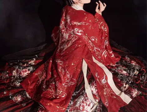 淡坑出全新清欢纪红莲业火齐腰红色上衣款 吊...