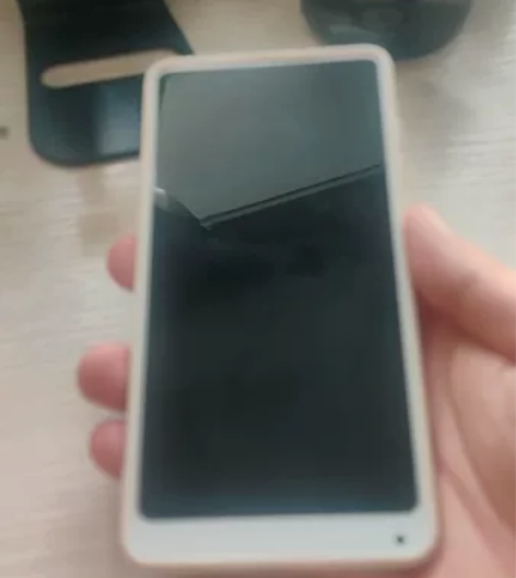 小米MIX 2S,6+128g,运行流畅,...