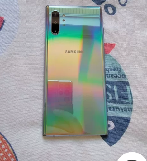 出自用三星note10＋ 5g国行， 12...