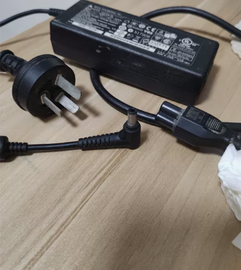 华硕笔记本原装电源x42j 原装二手,无拆...