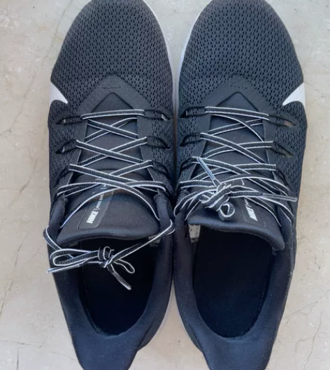 法雅体育 购入Nike运动鞋，轻微穿着，闲...